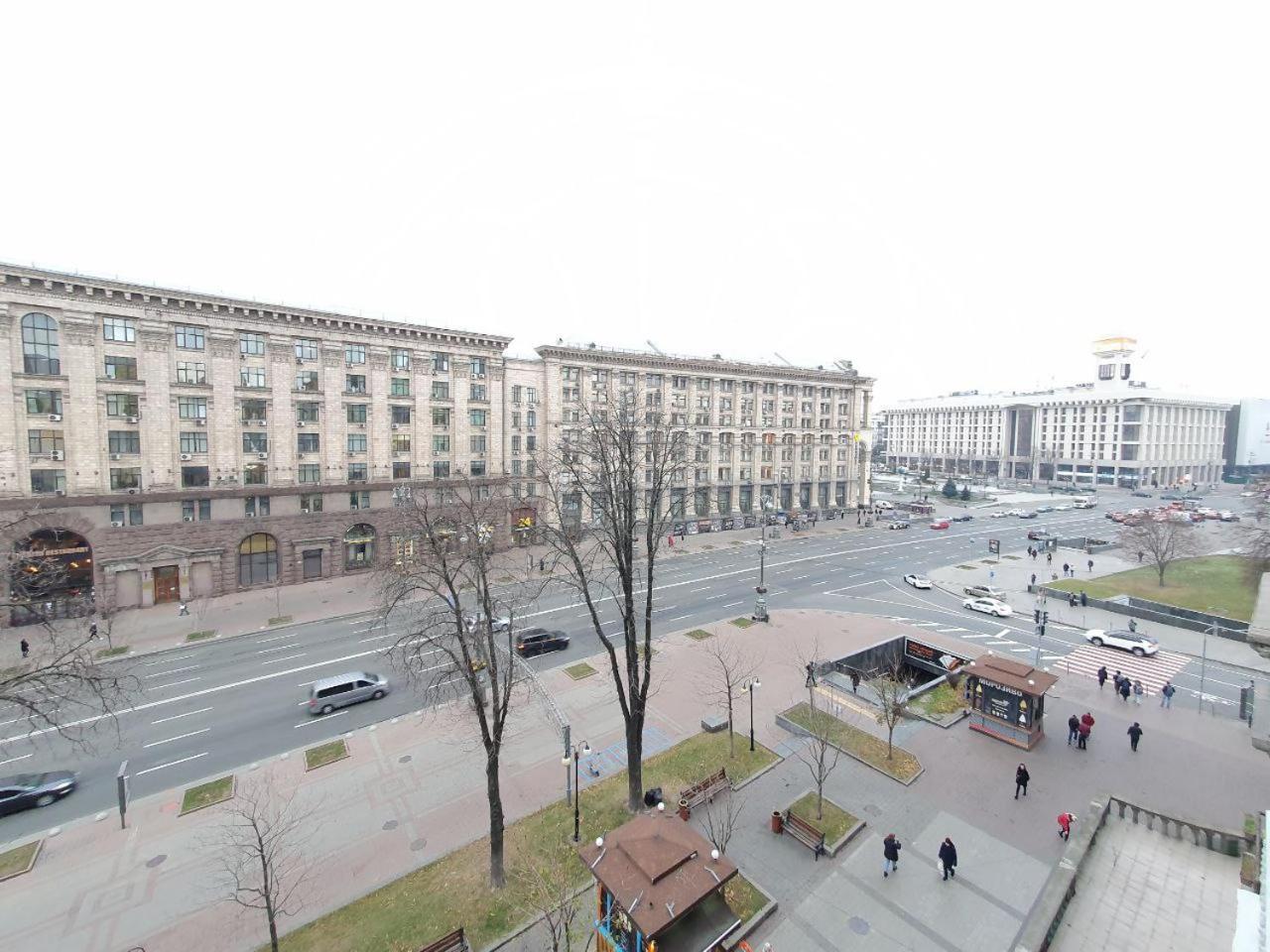 Inn Home Apartments In Kiev Center Rum bild